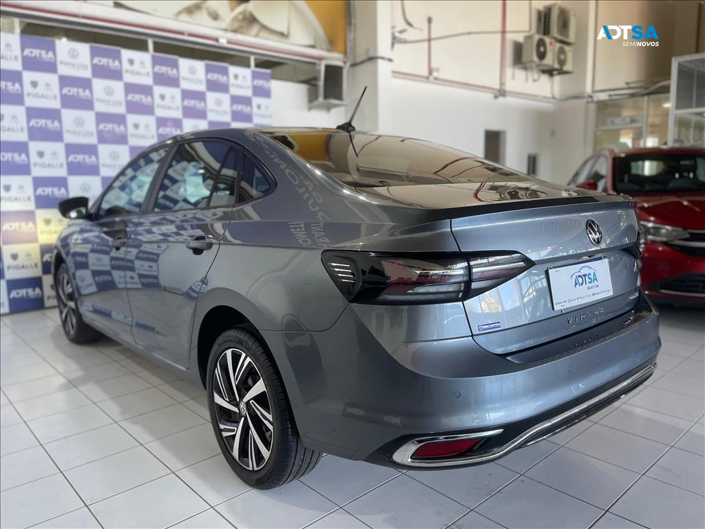 VOLKSWAGEN VIRTUS 1.0 200 TSI HIGHLINE AUTOMÁTICO
