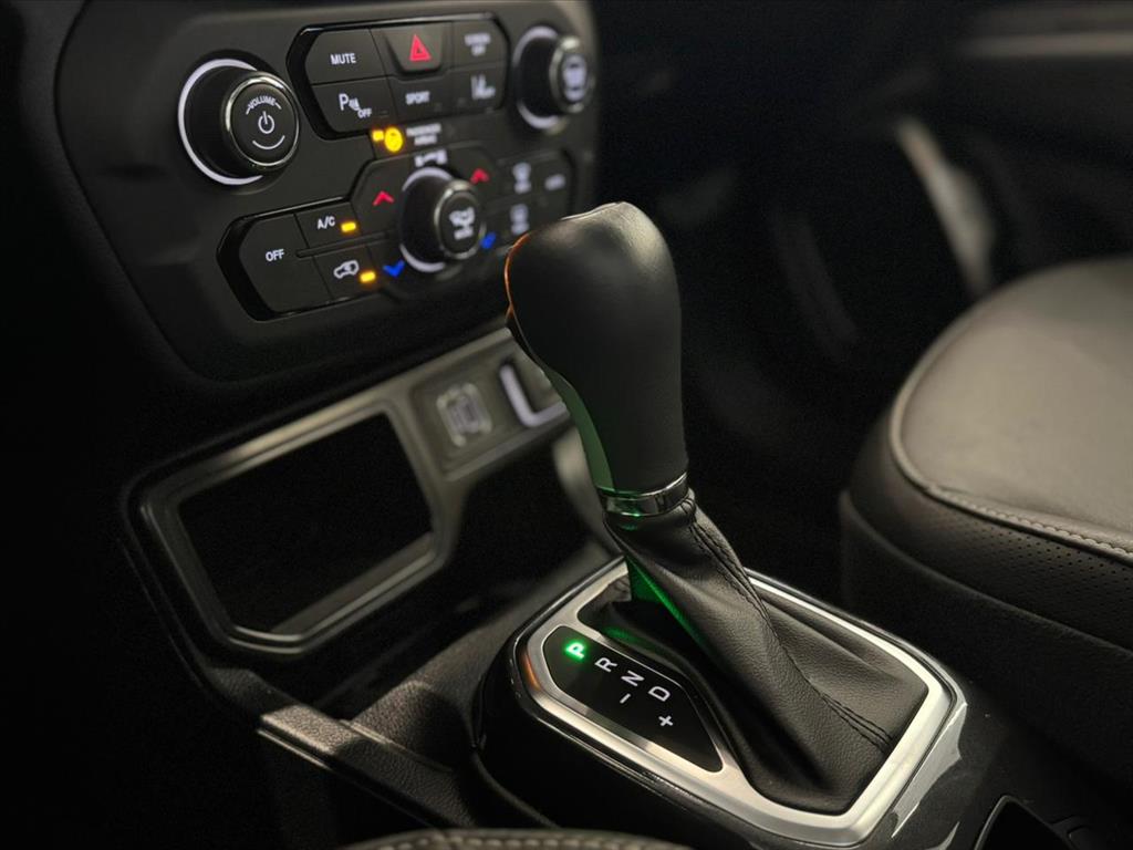 RENEGADE 1.3 T270 TURBO FLEX LONGITUDE AT610