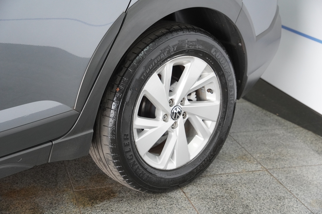 NIVUS 1.0 200 TSI TOTAL FLEX COMFORTLINE AUTOMÁTICO4