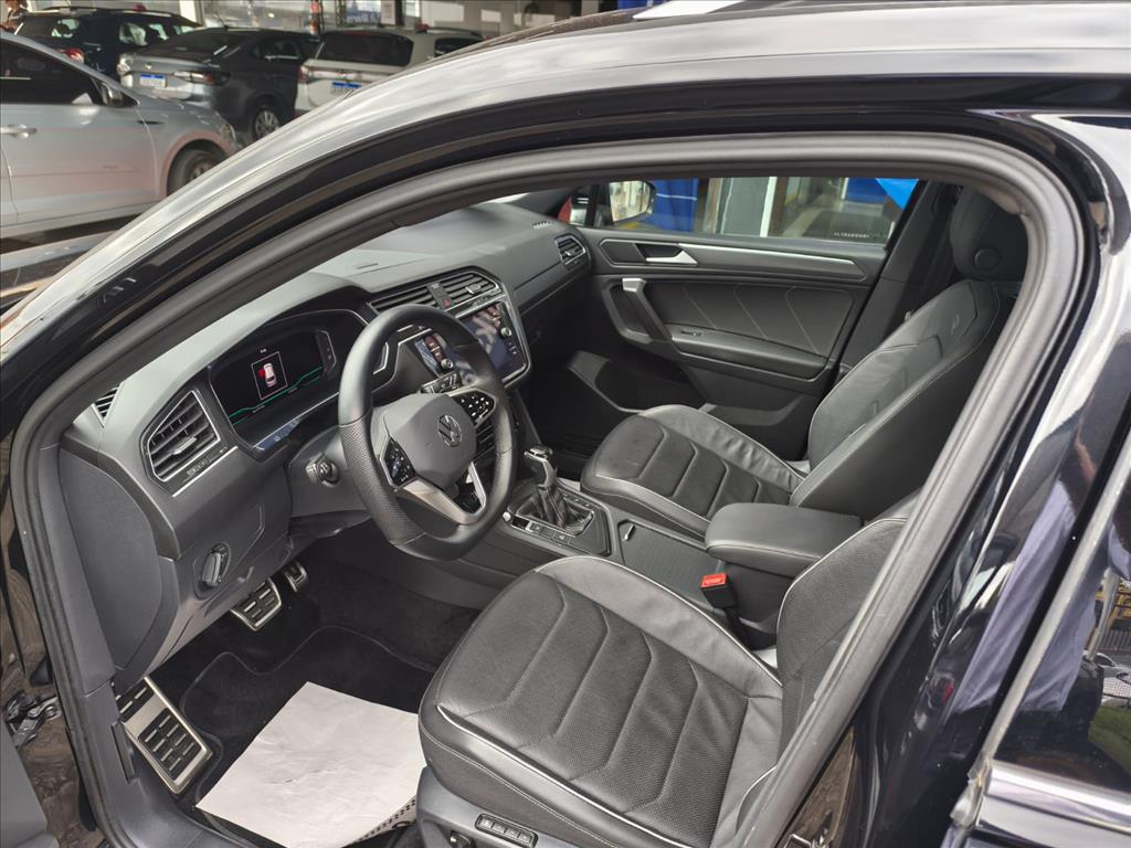 TIGUAN 2.0 300 TSI GASOLINA ALLSPACE R-LINE AUTOMÁTICO5