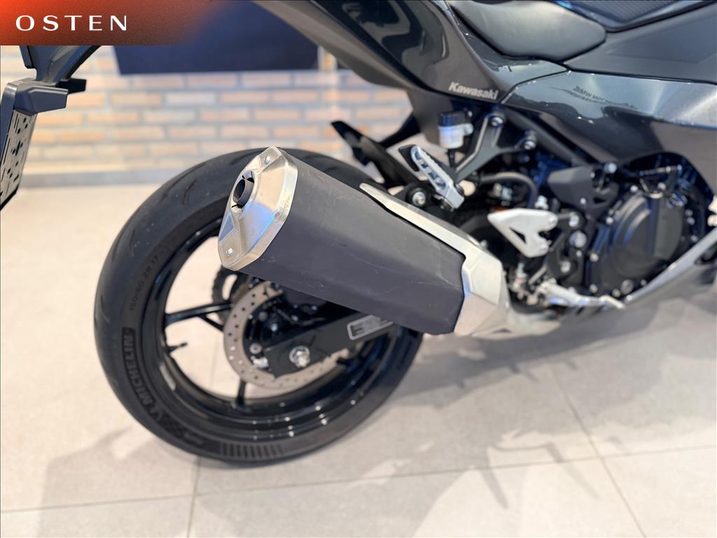 KAWASAKI-NINJA-500