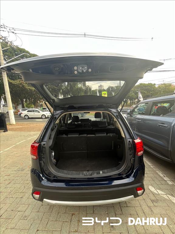 OUTLANDER 2.0 COMFORT 16V GASOLINA 4P AUTOMÁTICO11