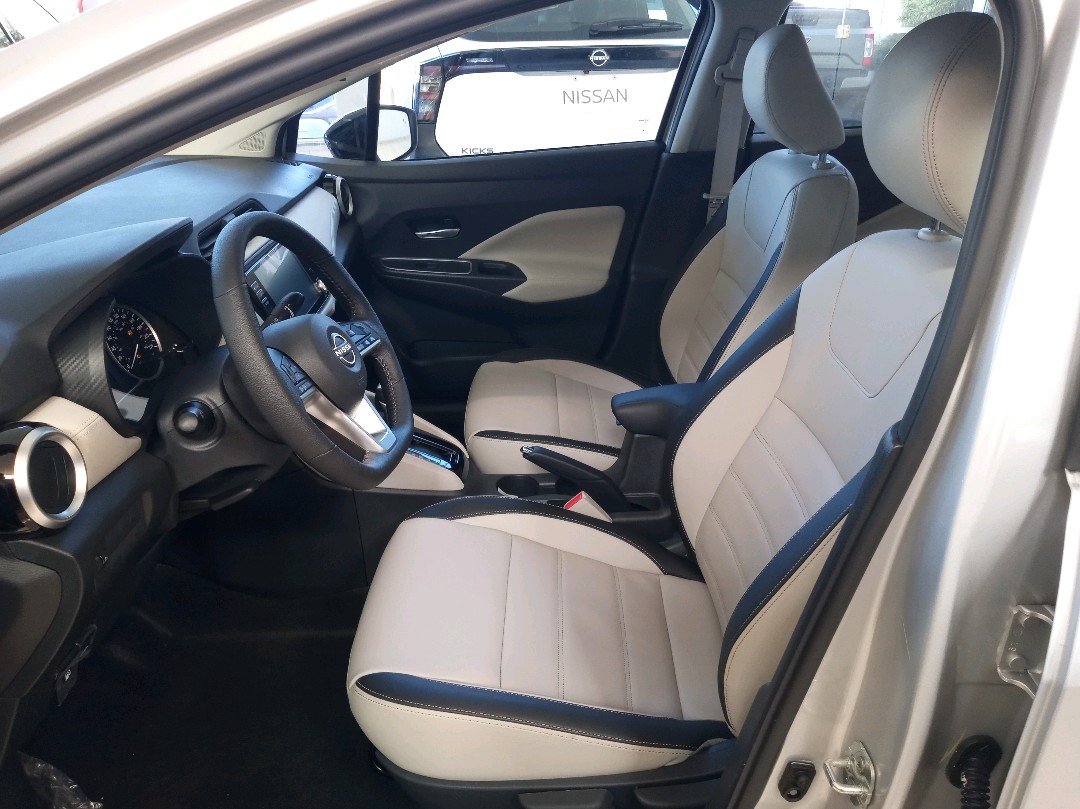 VERSA 1.6 16V FLEX EXCLUSIVE XTRONIC9