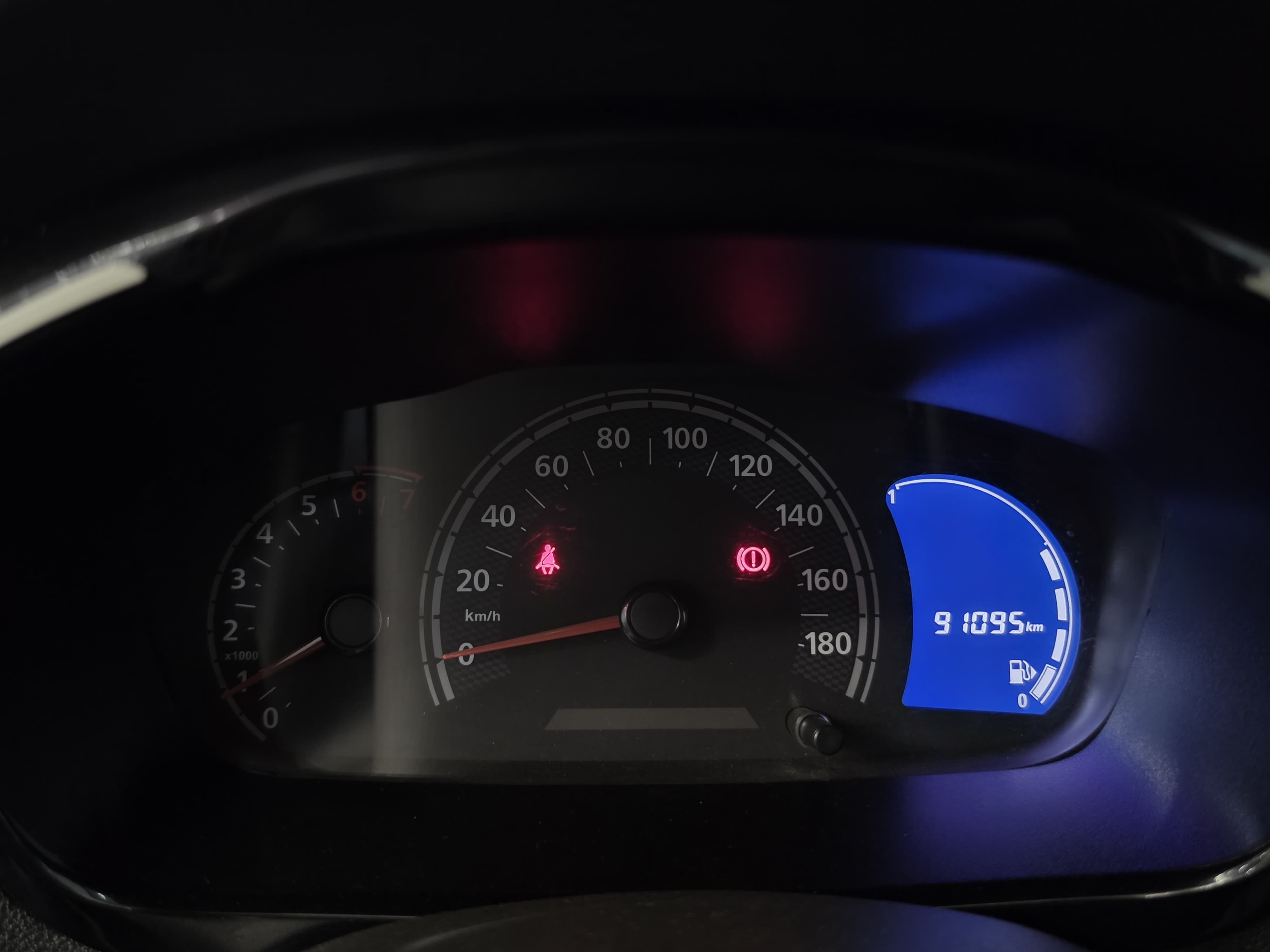KWID 1.0 12V SCE FLEX INTENSE MANUAL11