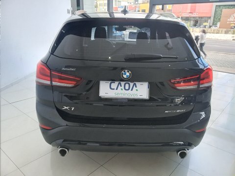 BMW-X1-2.0 16V TURBO ACTIVEFLEX SDRIVE20I 4P AUTOMÁTICO