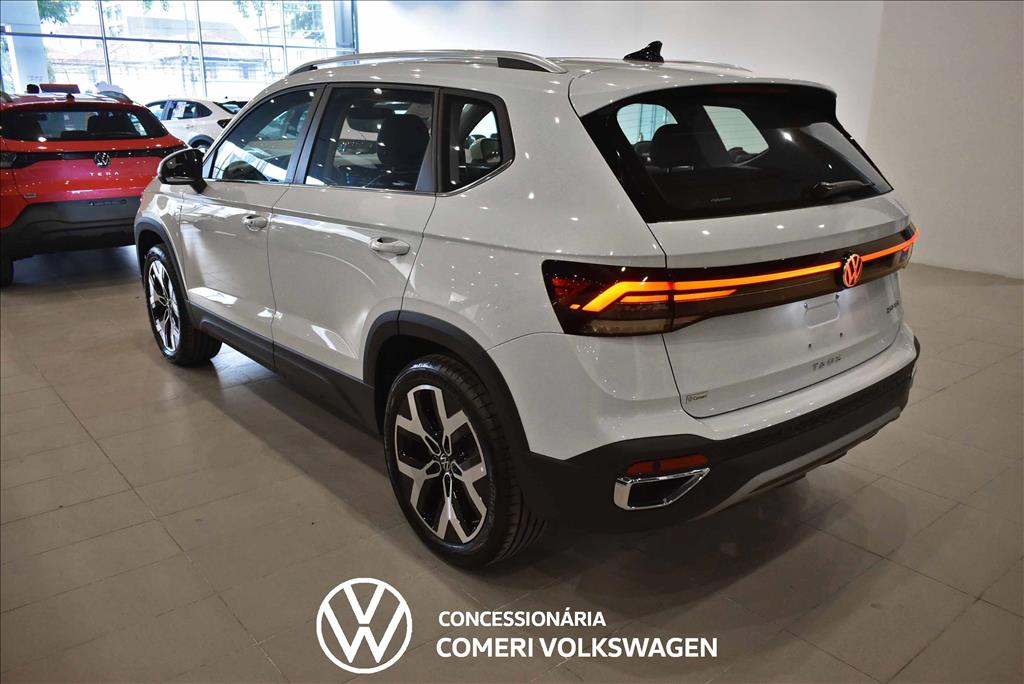 TAOS 1.4 250 TSI TOTAL FLEX HIGHLINE AUTOMÁTICO3