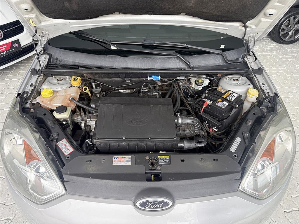 Ford Fiesta - 1.6 MPI CLASS HATCH 8V FLEX 4P MANUAL