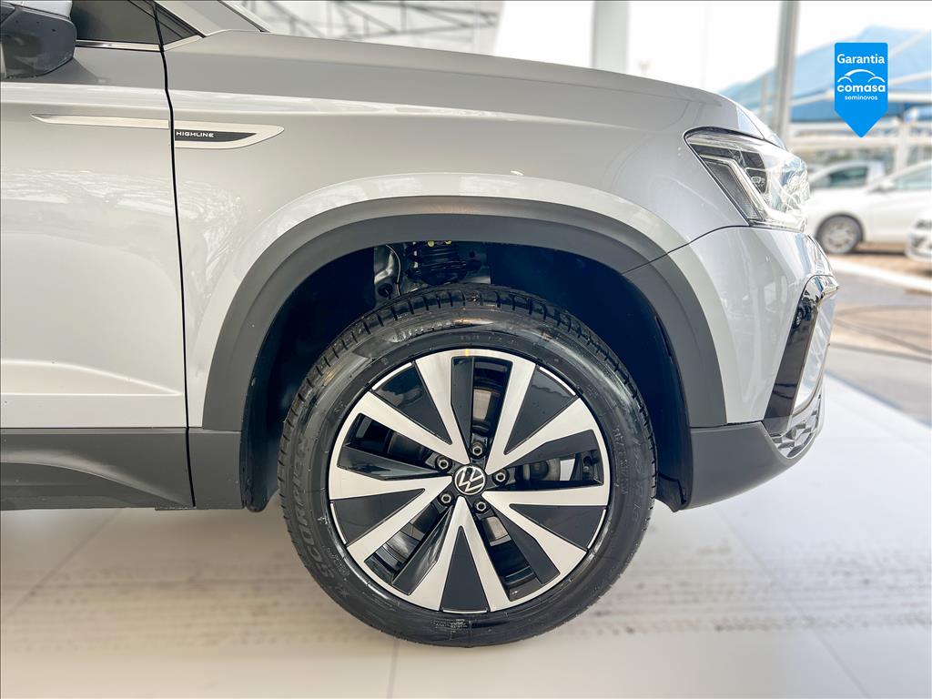 TAOS 1.4 250 TSI TOTAL FLEX HIGHLINE AUTOMÁTICO