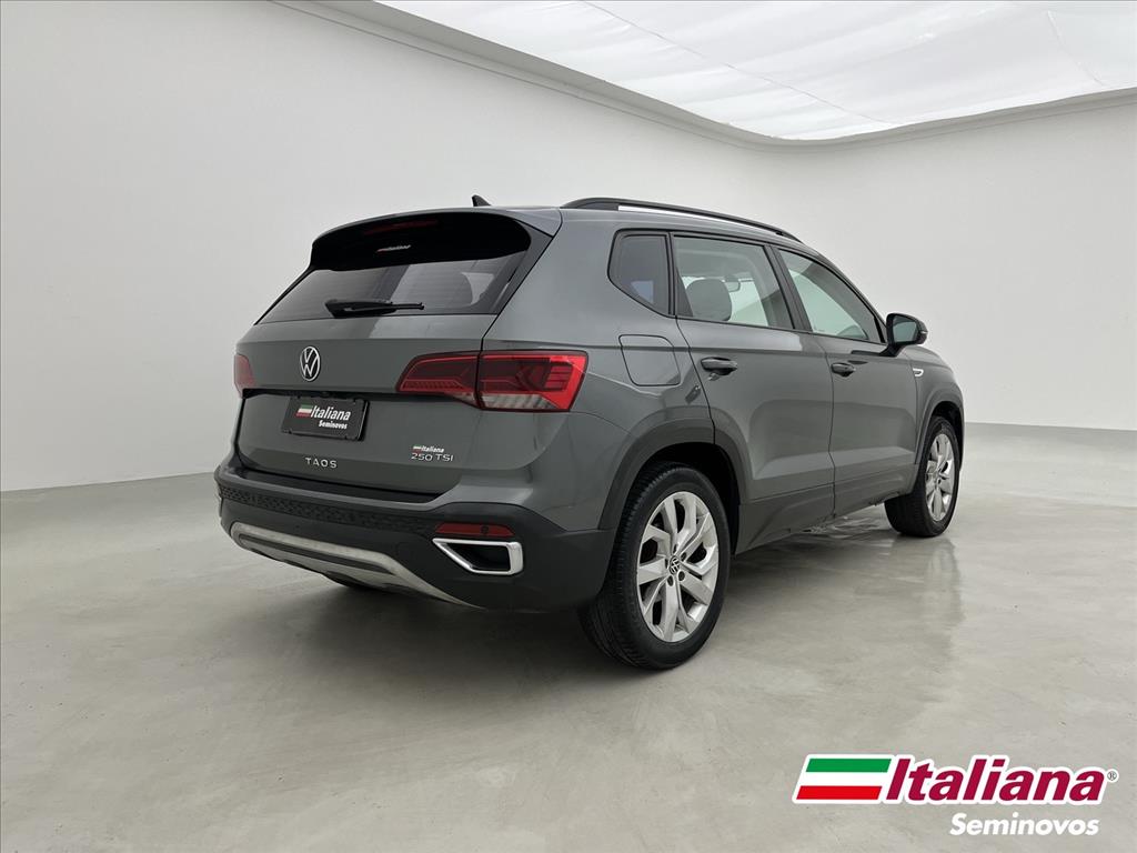 TAOS 1.4 250 TSI TOTAL FLEX COMFORTLINE AUTOMÁTICO4