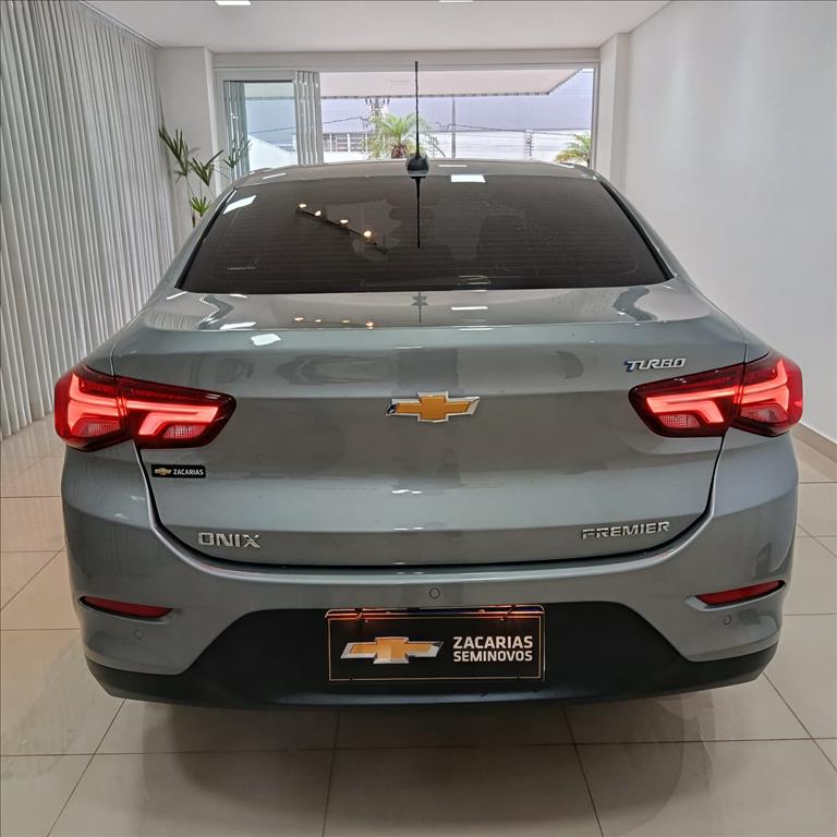 ONIX PLUS 1.0 TURBO FLEX PREMIER AUTOMÁTICO3