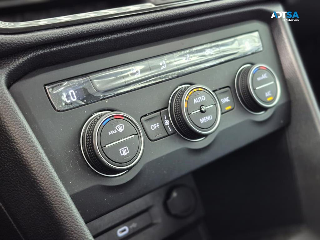 VOLKSWAGEN TAOS 1.4 250 TSI TOTAL FLEX COMFORTLINE AUTOMÁTICO