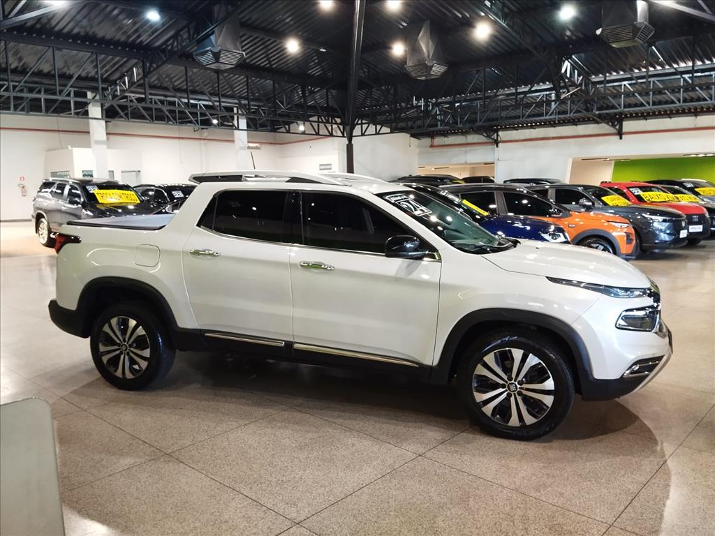 TORO 2.0 16V TURBO DIESEL VOLCANO 4WD AT93