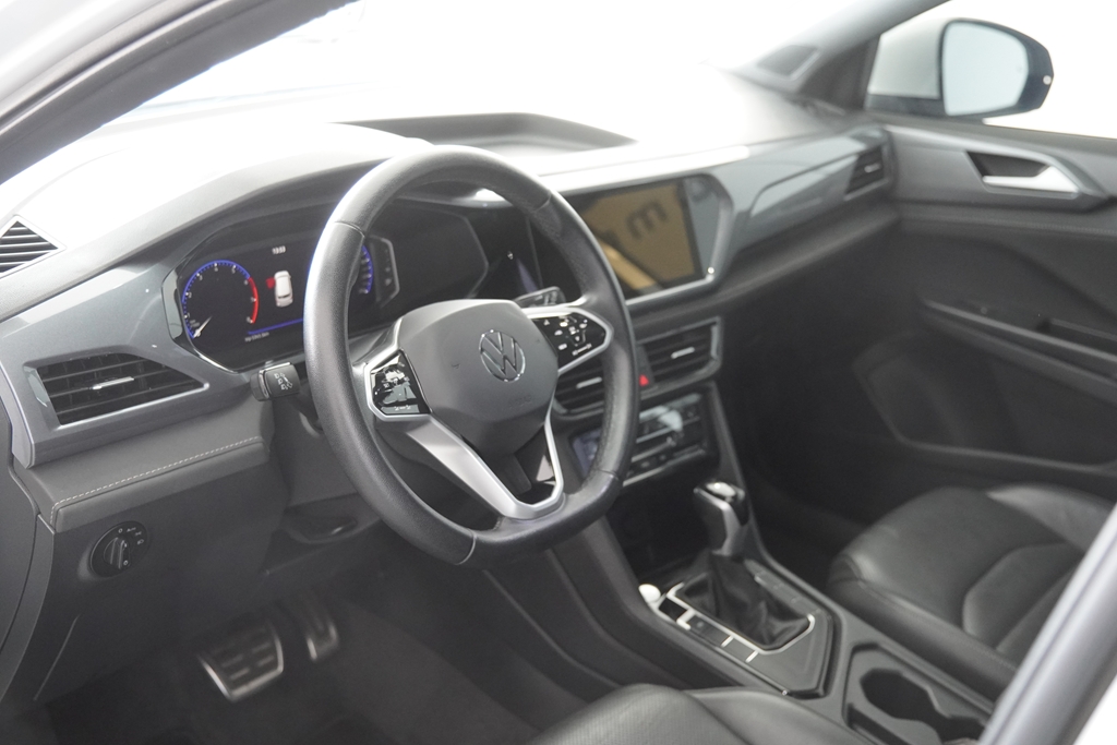 TAOS 1.4 250 TSI TOTAL FLEX HIGHLINE AUTOMÁTICO13