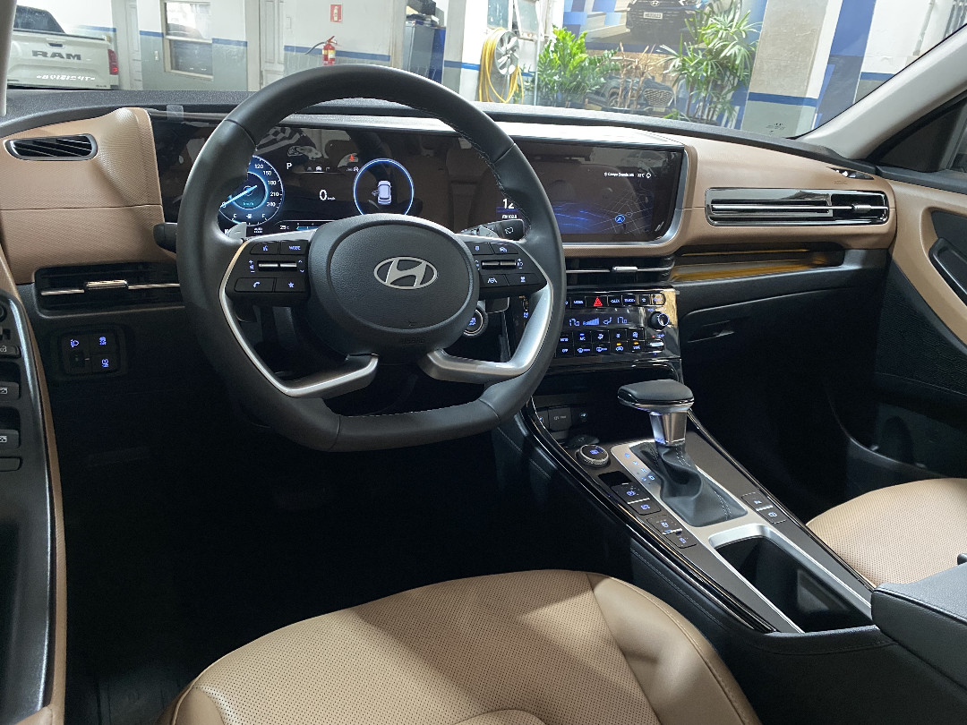 Hyundai-CRETA-1.0 TGDI FLEX PLATINUM AUTOMÁTICO