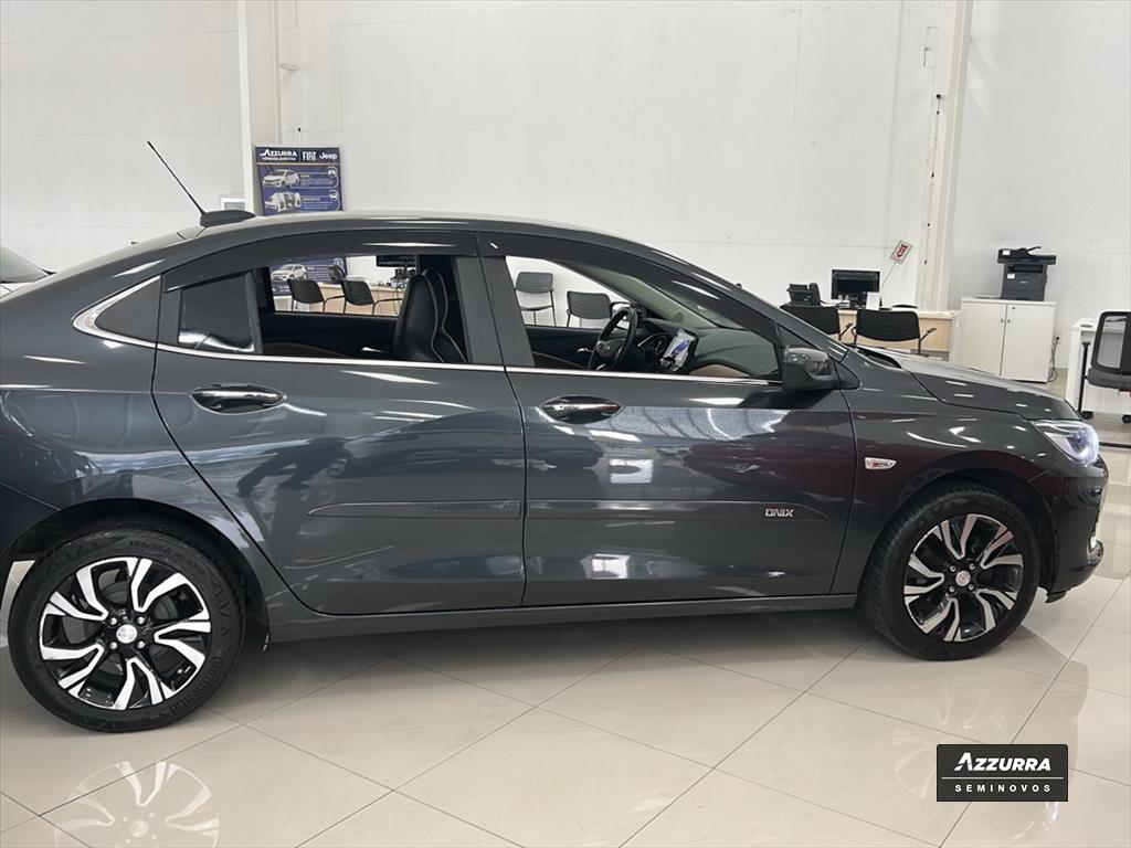 ONIX PLUS 1.0 TURBO FLEX PREMIER AUTOMÁTICO4