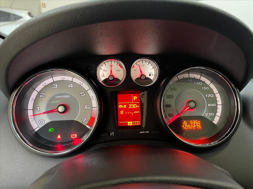 Peugeot-308-1.6 GRIFFE THP 16V FLEX 4P AUTOMÁTICO