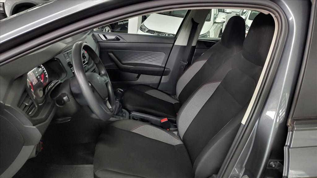 VW - Volkswagen-POLO-1.0 MPI TRACK MANUAL