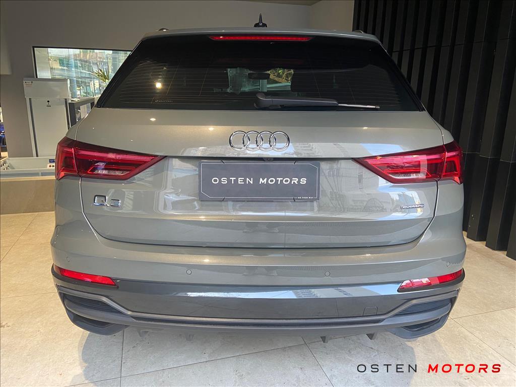 AUDI-Q3-2.0 40 TFSI GASOLINA PERFORMANCE BLACK QUATTRO TIPTRONIC
