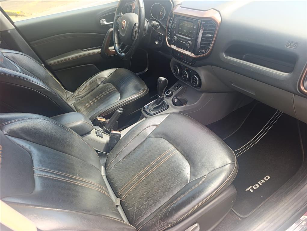 TORO 2.0 16V TURBO DIESEL VOLCANO 4WD AT94