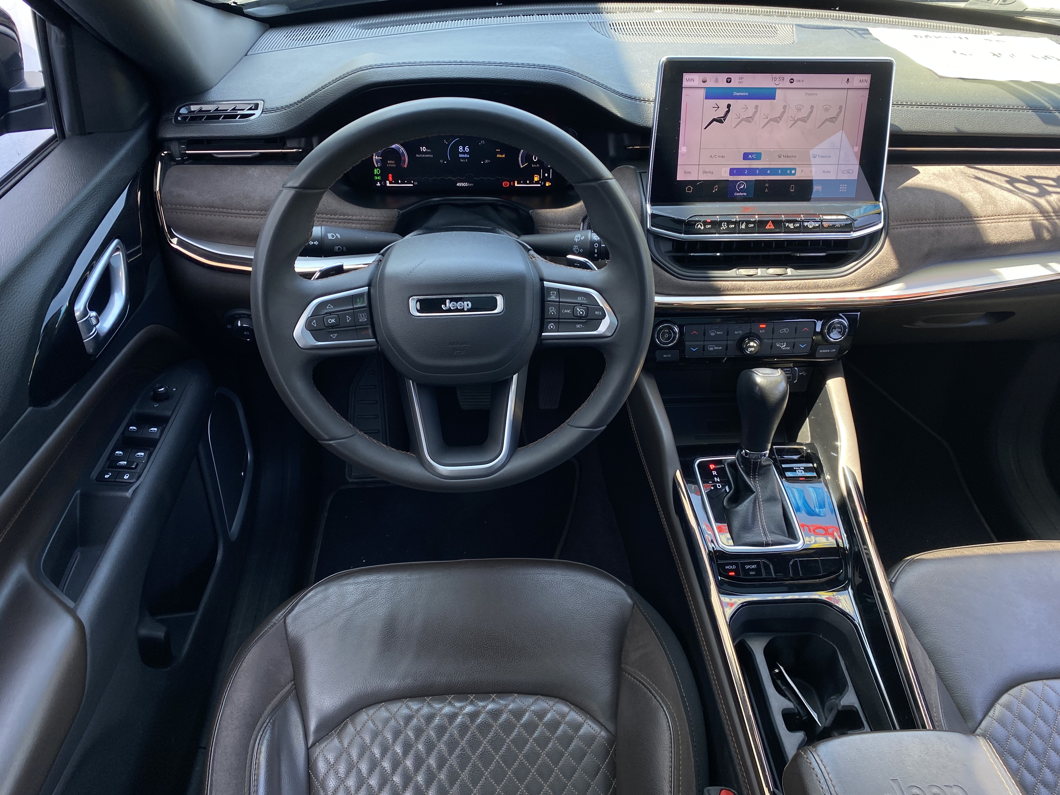 COMMANDER 1.3 T270 TURBO FLEX LIMITED AT615