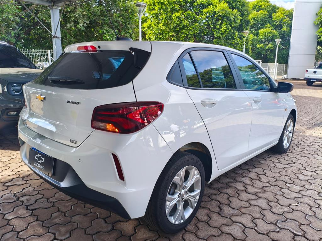 ONIX 1.0 TURBO FLEX LTZ AUTOMÁTICO4