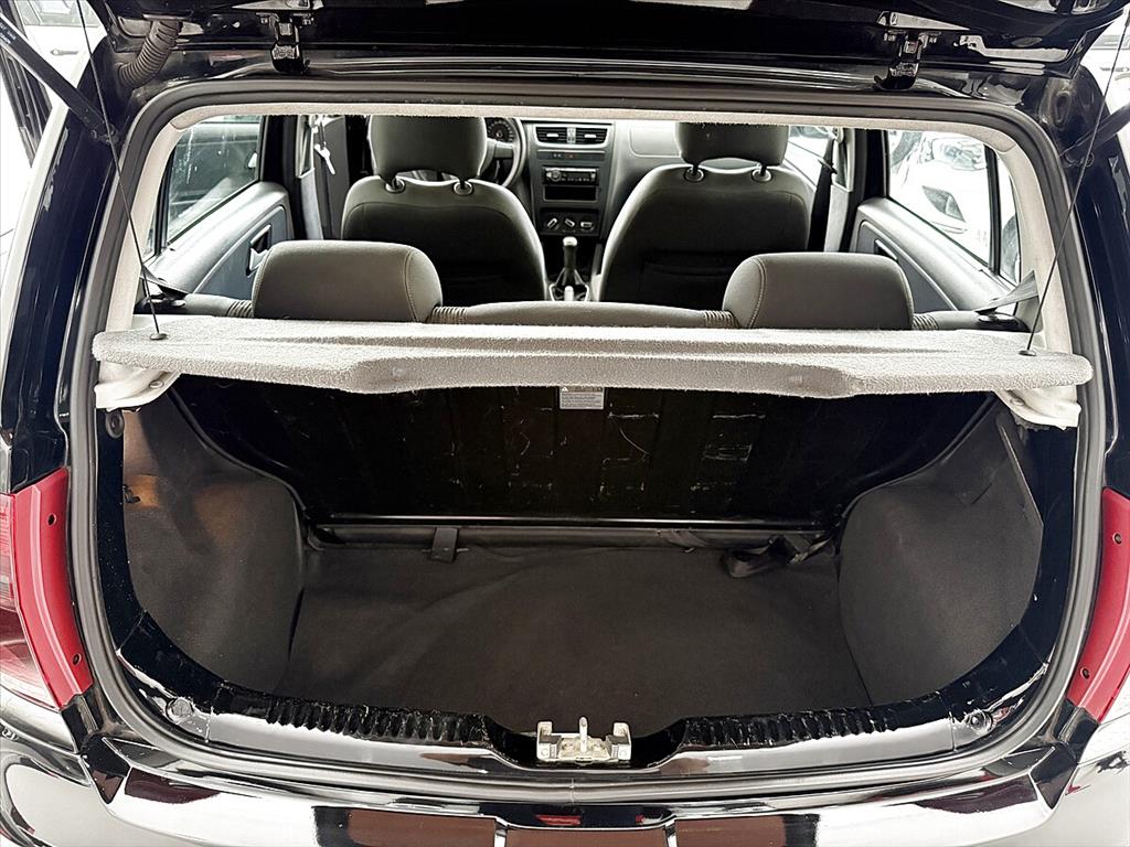 Volkswagen Fox - 1.6 MI 8V FLEX 4P MANUAL