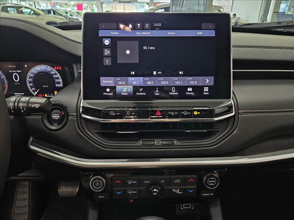 COMMANDER 1.3 T270 TURBO FLEX LONGITUDE AT610