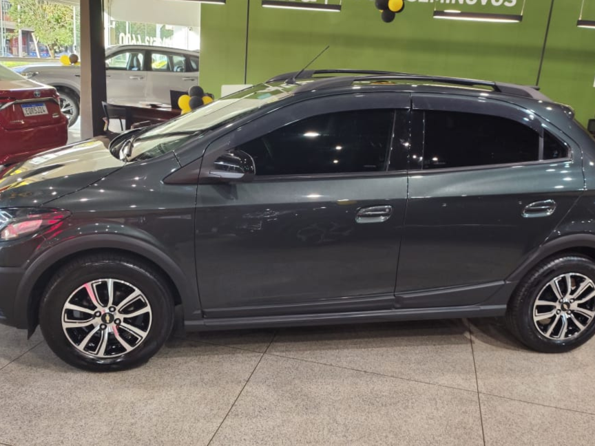 ONIX 1.4 MPFI ACTIV 8V FLEX 4P AUTOMÁTICO7