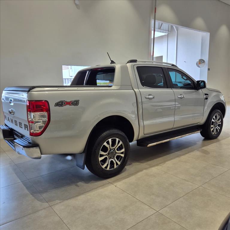 RANGER 3.2 LIMITED 4X4 CD 20V DIESEL 4P AUTOMÁTICO3