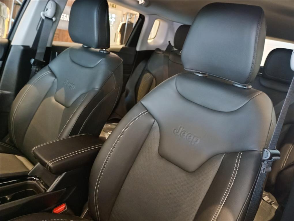JEEP-COMPASS-1.3 T270 TURBO FLEX LONGITUDE AT6