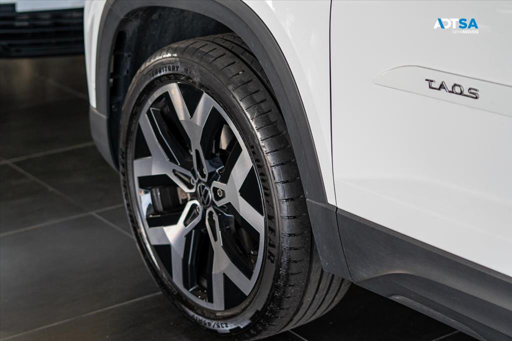 VOLKSWAGEN TAOS 1.4 250 TSI TOTAL FLEX HIGHLINE AUTOMÁTICO