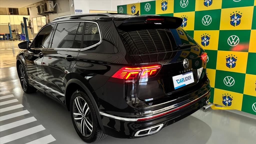 TIGUAN 2.0 300 TSI GASOLINA ALLSPACE R-LINE AUTOMÁTICO3