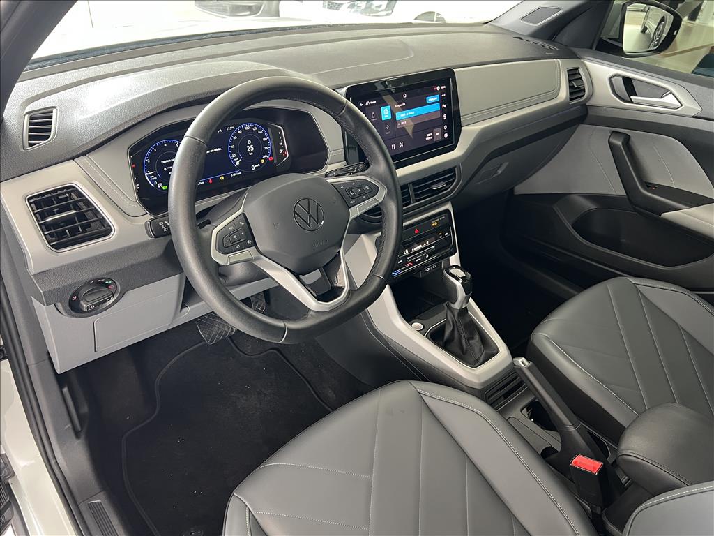 T-CROSS 1.0 200 TSI TOTAL FLEX COMFORTLINE AUTOMÁTICO14