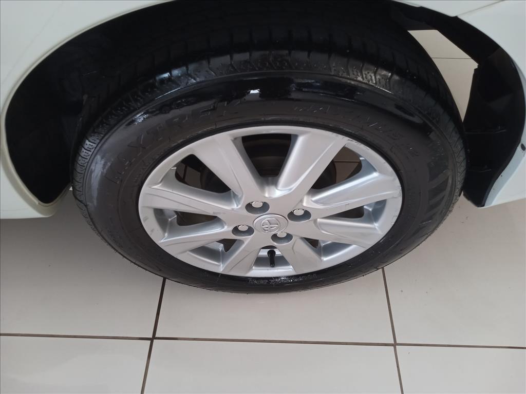 ETIOS 1.5 X PLUS SEDAN 16V FLEX 4P AUTOMÁTICO