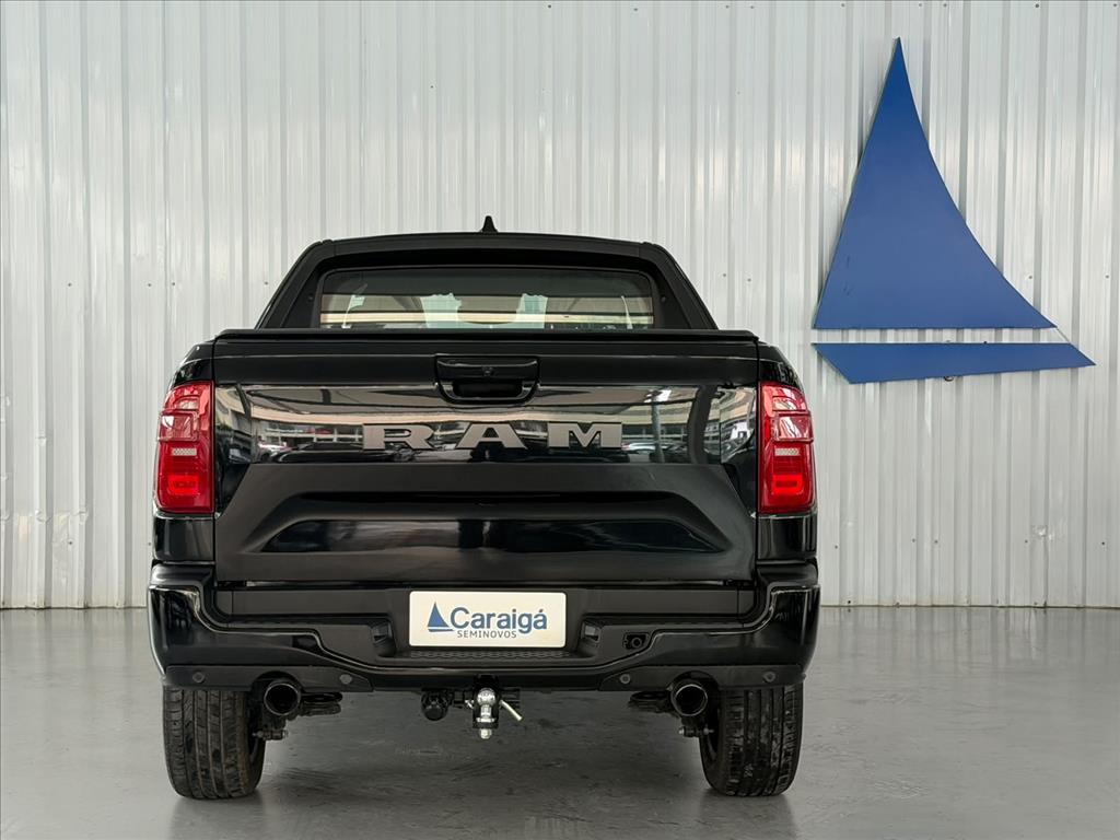 RAMPAGE 2.0 HURRICANE 4 TURBO GASOLINA R/T 4X4 AUTOMÁTICO3