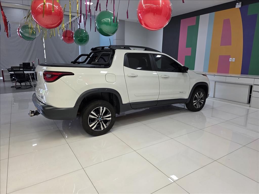 TORO 1.3 TURBO 270 FLEX FREEDOM AT65