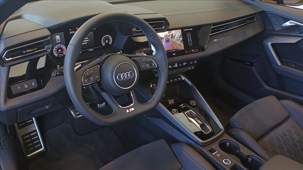 A3 2.0 40 TFSI GASOLINA SEDAN PERFORMANCE BLACK S-TRONIC13