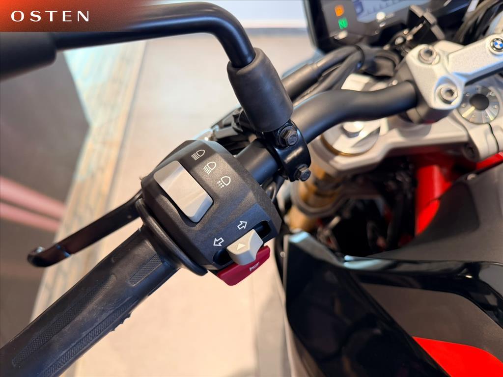 BMW Motorrad-G-310 R