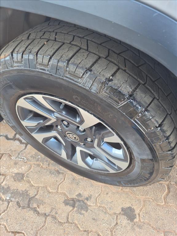 HILUX SW4 2.8 D-4D TURBO DIESEL SRX PLATINUM 7L 4X4 AUTOMÁTICO8