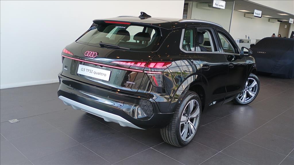 Q3 2.0 TFSI GASOLINA LAUNCH EDITION QUATTRO S TRONIC11