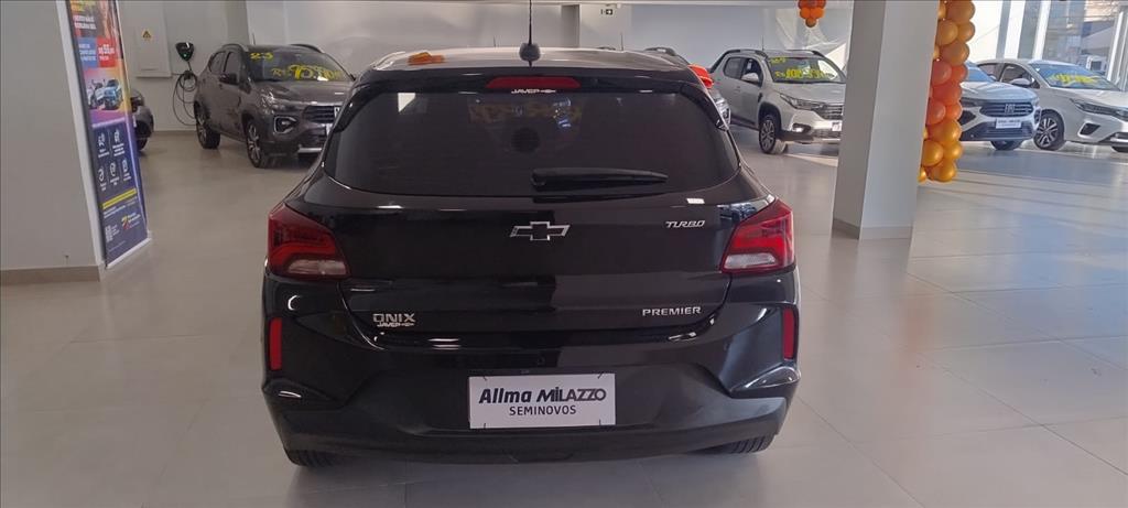 ONIX 1.0 TURBO FLEX PREMIER AUTOMÁTICO9