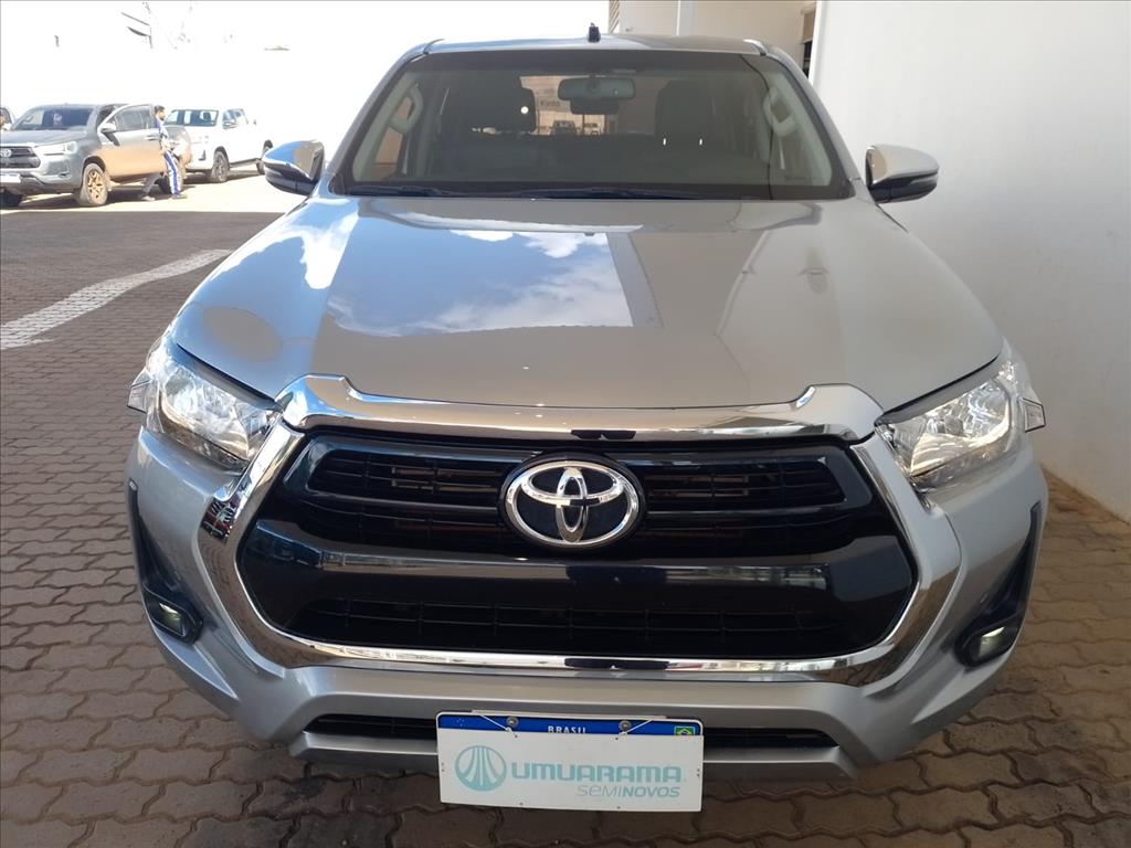 HILUX 2.8 D-4D TURBO DIESEL CD SRV 4X4 AUTOMÁTICO1