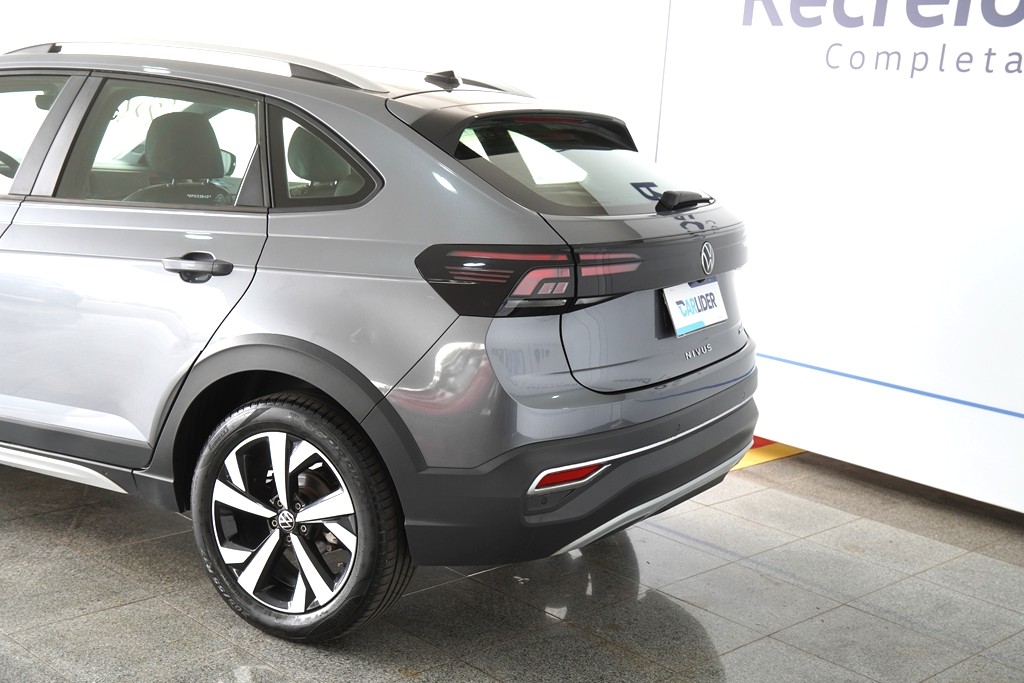 NIVUS 1.0 200 TSI TOTAL FLEX HIGHLINE AUTOMÁTICO5