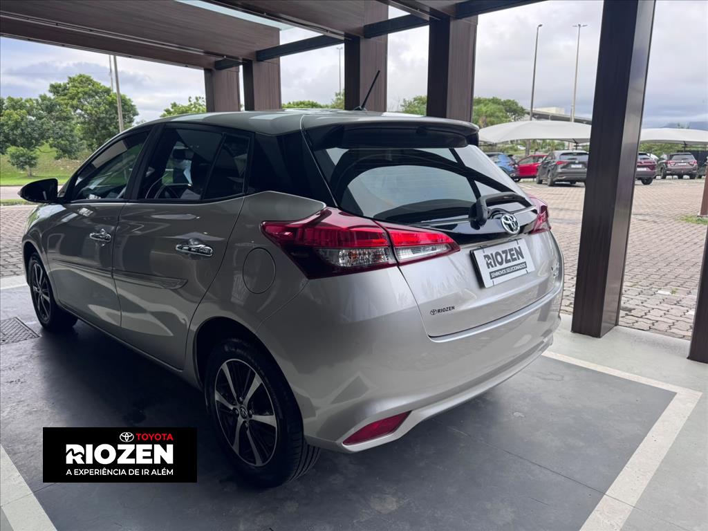 YARIS 1.5 16V FLEX XLS CONNECT MULTIDRIVE2