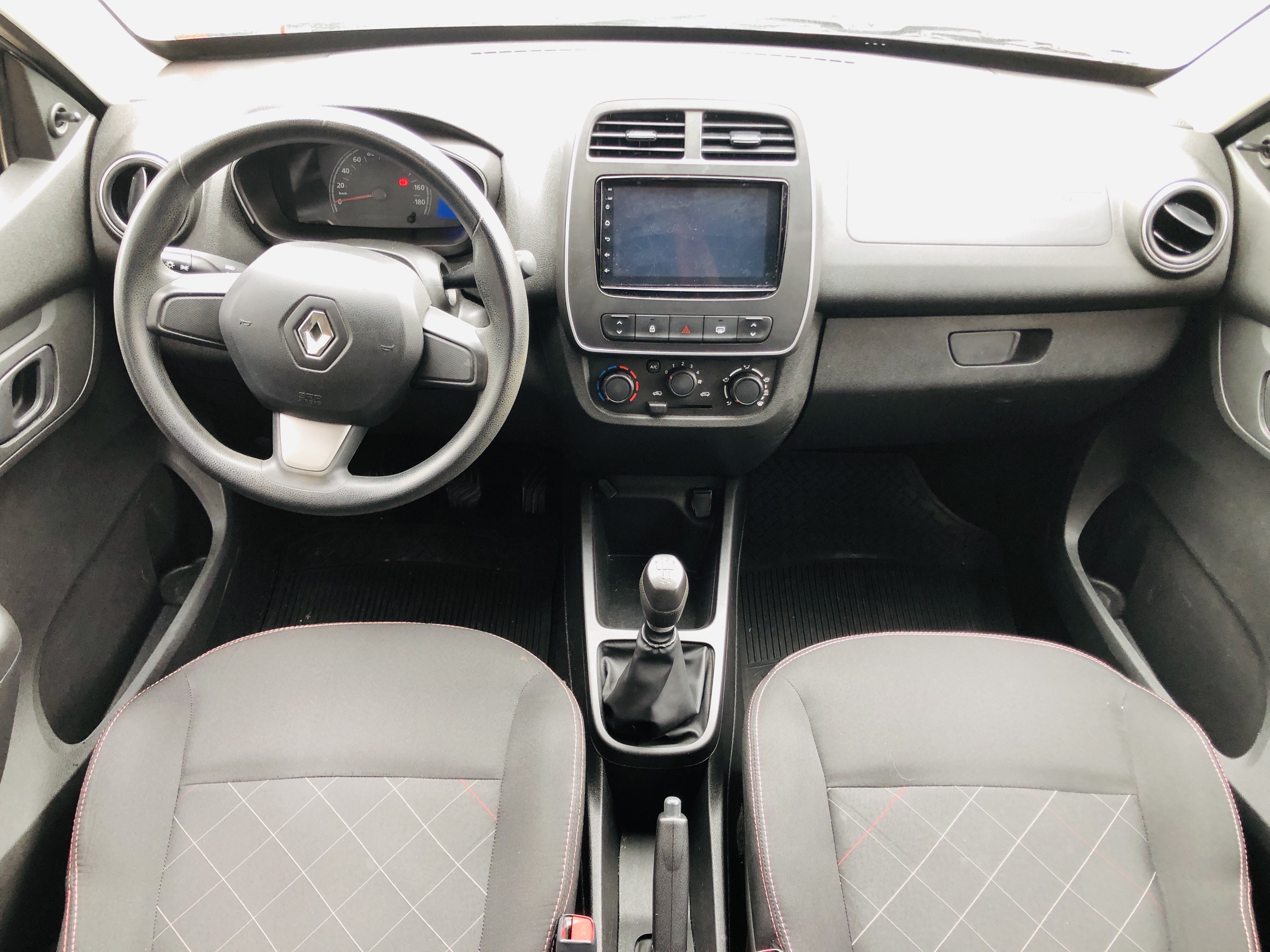 KWID 1.0 12V SCE FLEX ZEN MANUAL10