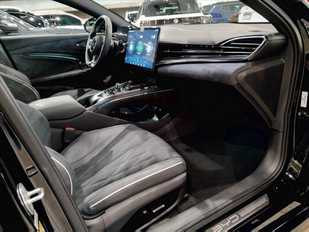 SEAL 82,5 KW ELÉTRICO AWD13