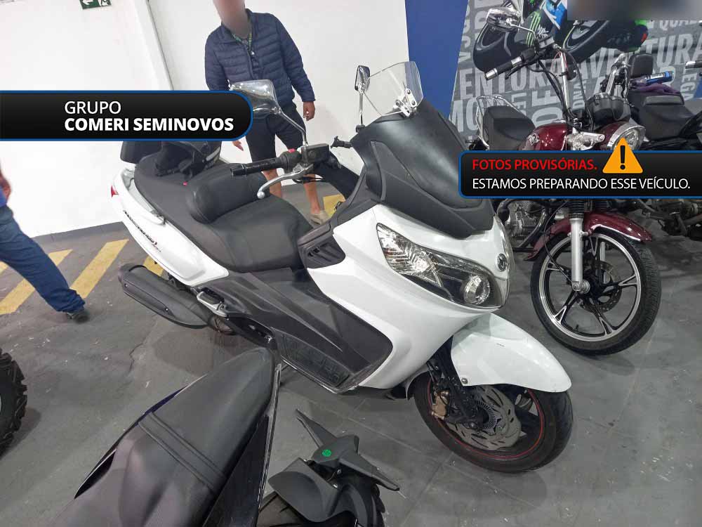 MAXSYM 400I