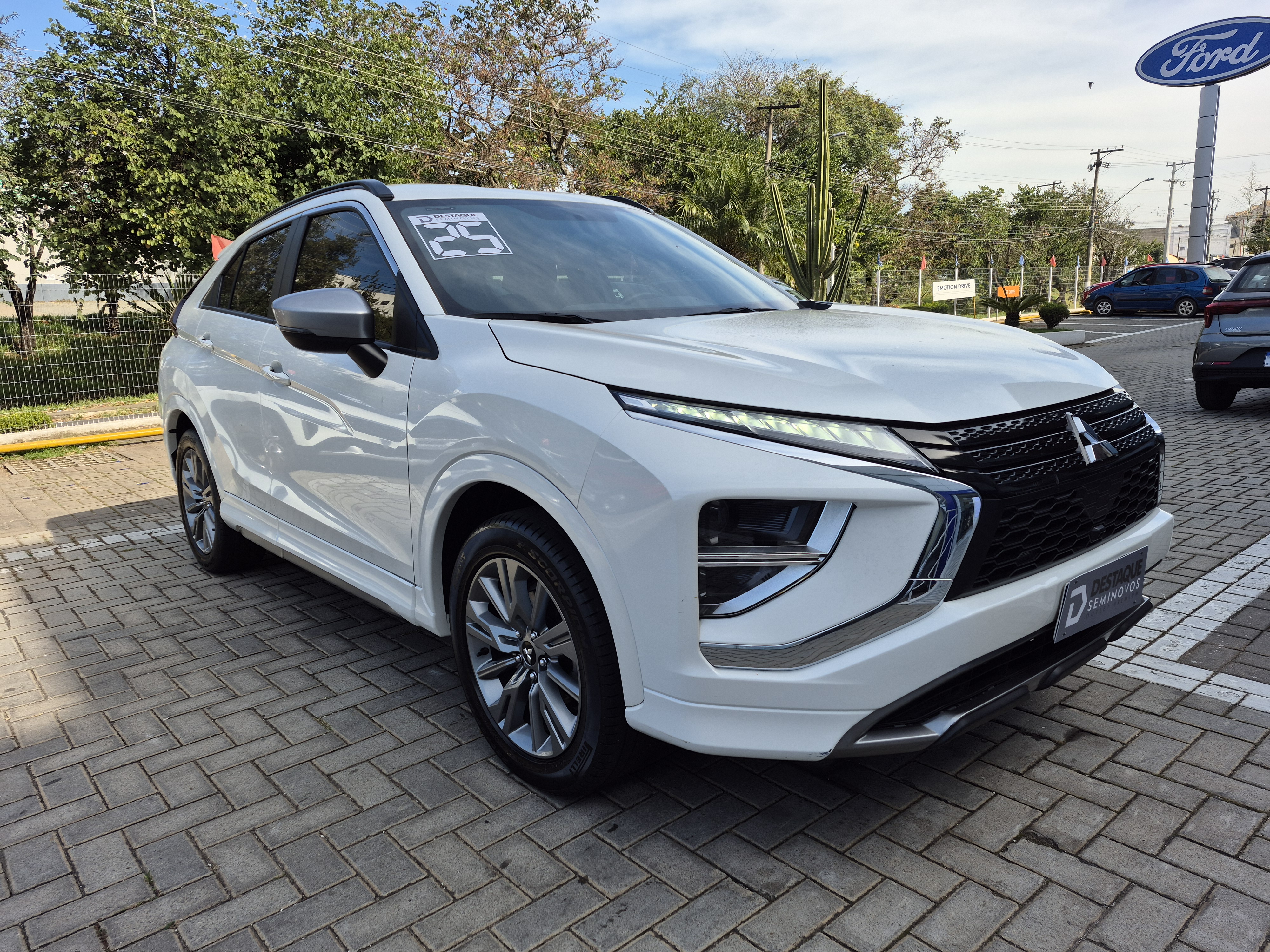 MITSUBISHI ECLIPSE CROSS
