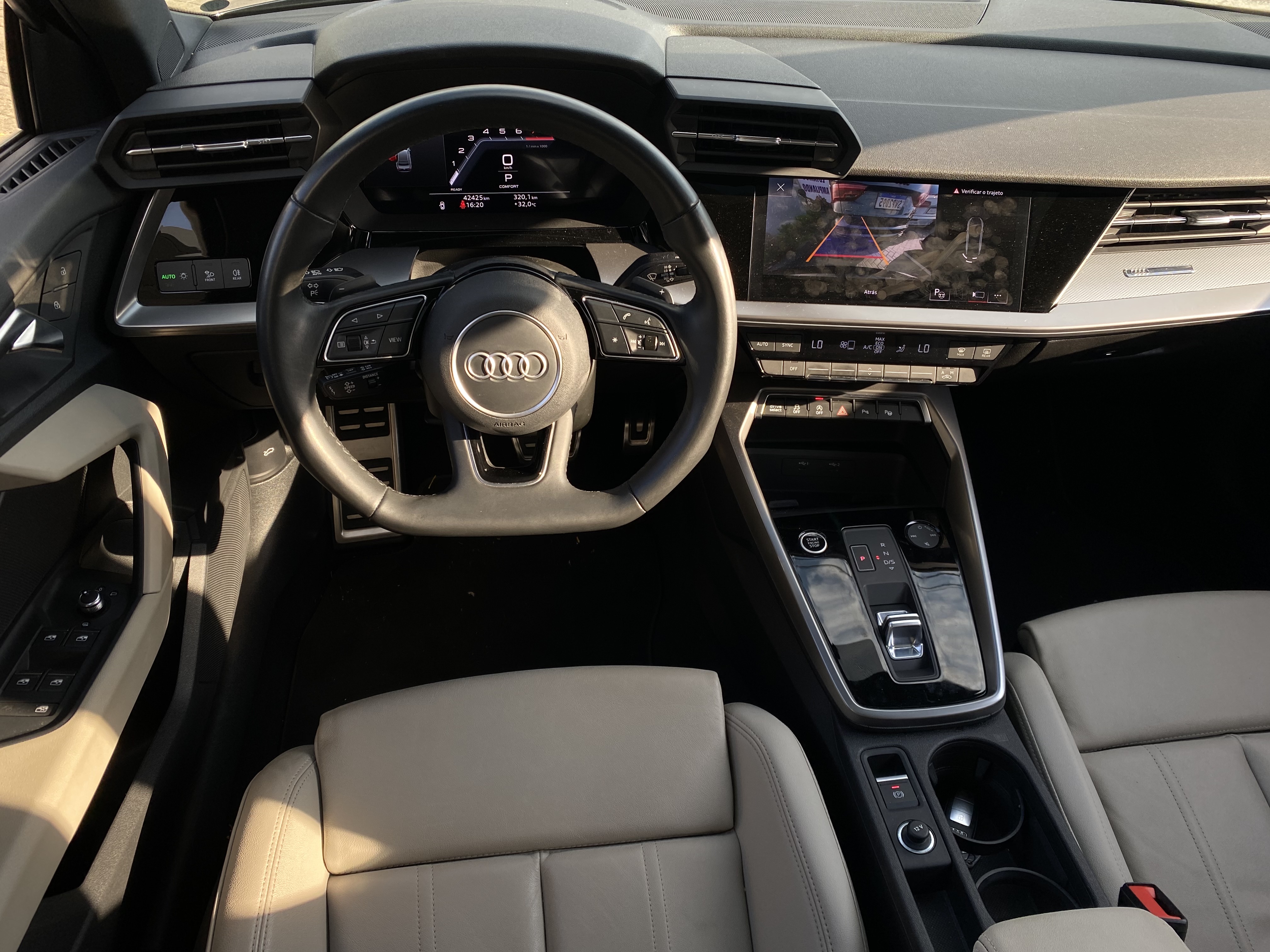 A3 2.0 40 TFSI MHEV SEDAN PERFORMANCE BLACK S-TRONIC17
