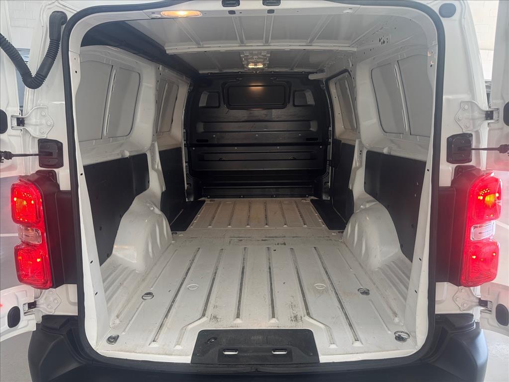 JUMPY 1.5 BLUEHDI DIESEL CARGO MANUAL11